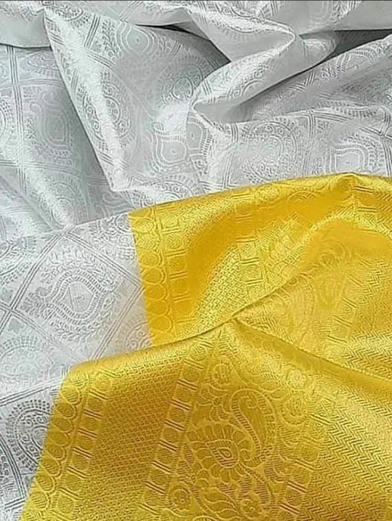 Kala Niketan Silver Banarasi Soft Silk Saree With Classic Blouse Piece