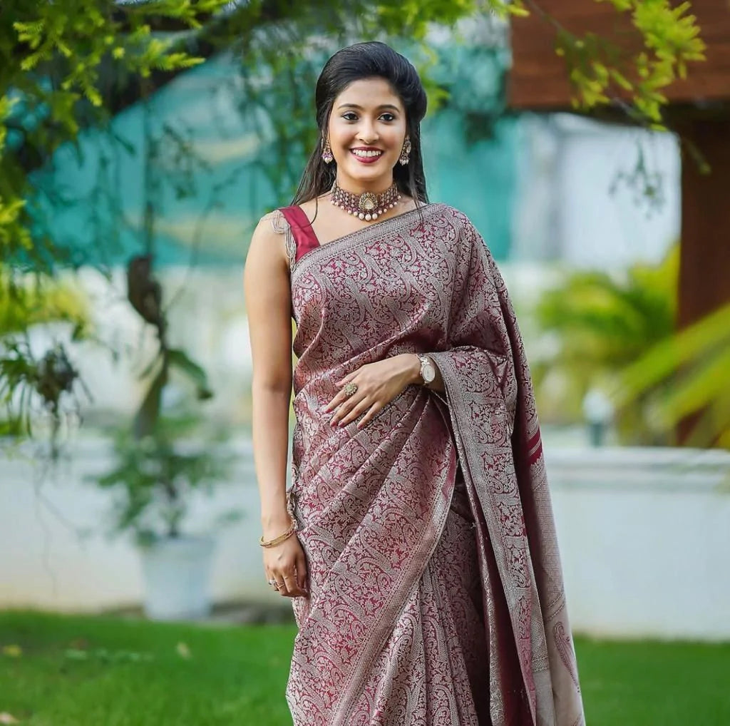 Kala Niketan Dolly Archaic Traditional Kanchi Soft Silk Sari With Attached Blouse