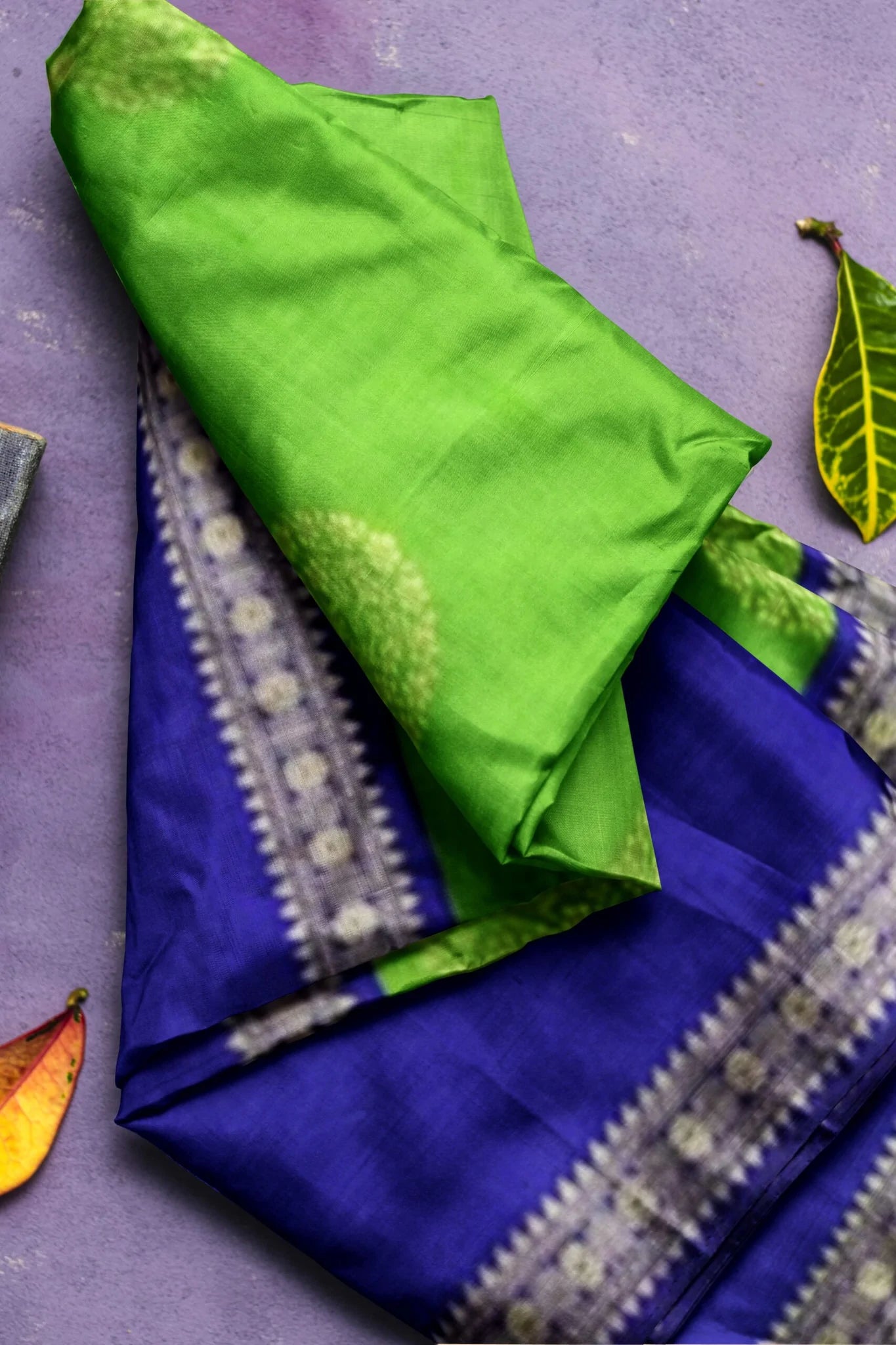 Kala Niketan Apple Green Kanchipuram Silk Saree