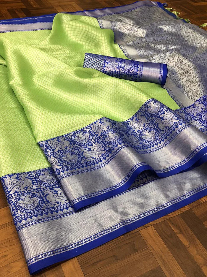 Kala Niketan Green-Blue Beautiful Rich Pallu And Jacquard Saree