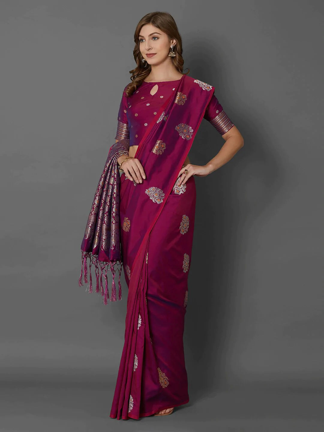 Kala Niketan Magenta Silk Blend Woven Design Banarasi Saree