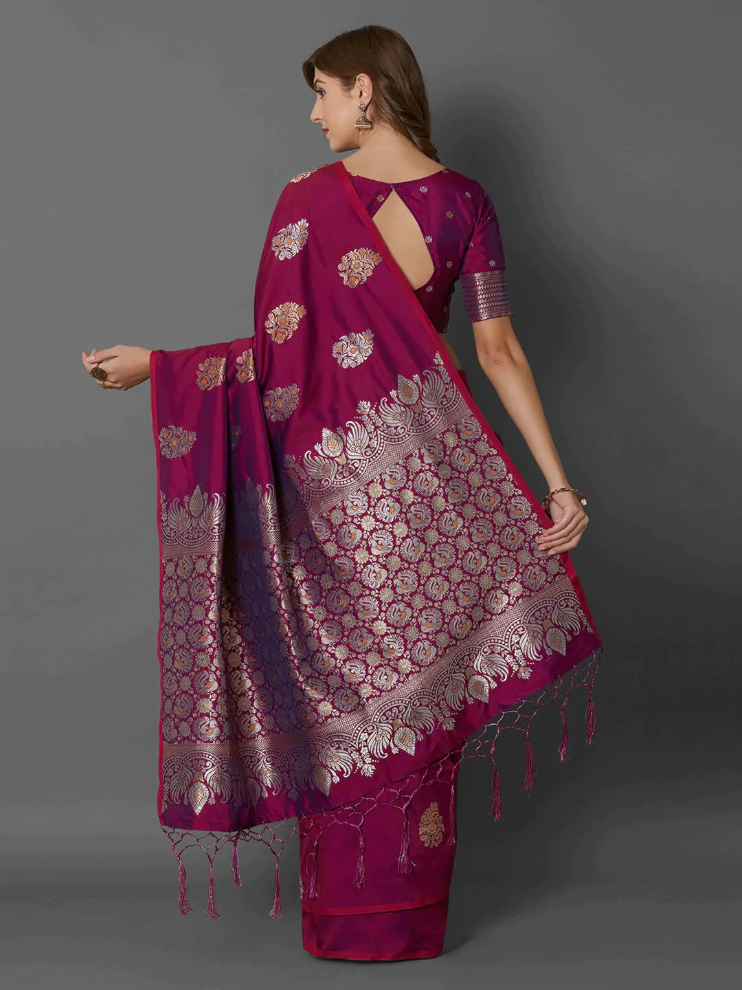 Kala Niketan Magenta Silk Blend Woven Design Banarasi Saree