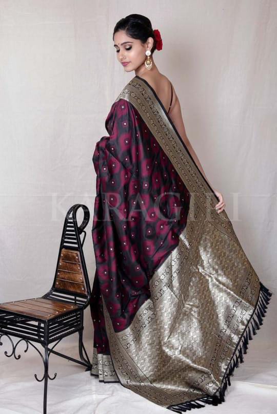 Kala Niketan Mita Archaic Traditional Kanchi Soft Silk Sari With Attached Blouse