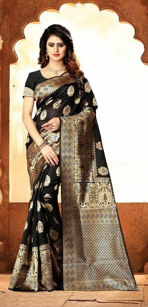 Designer Woven Kanjivaram Silk Saree With Blouse