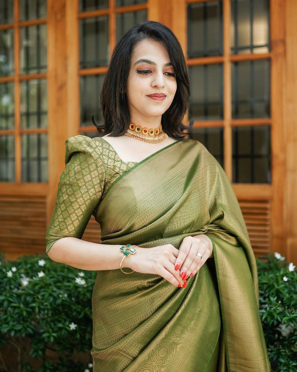 Kala Niketan Light Green Colored with Golden Zari Designer Soft Silk Saree