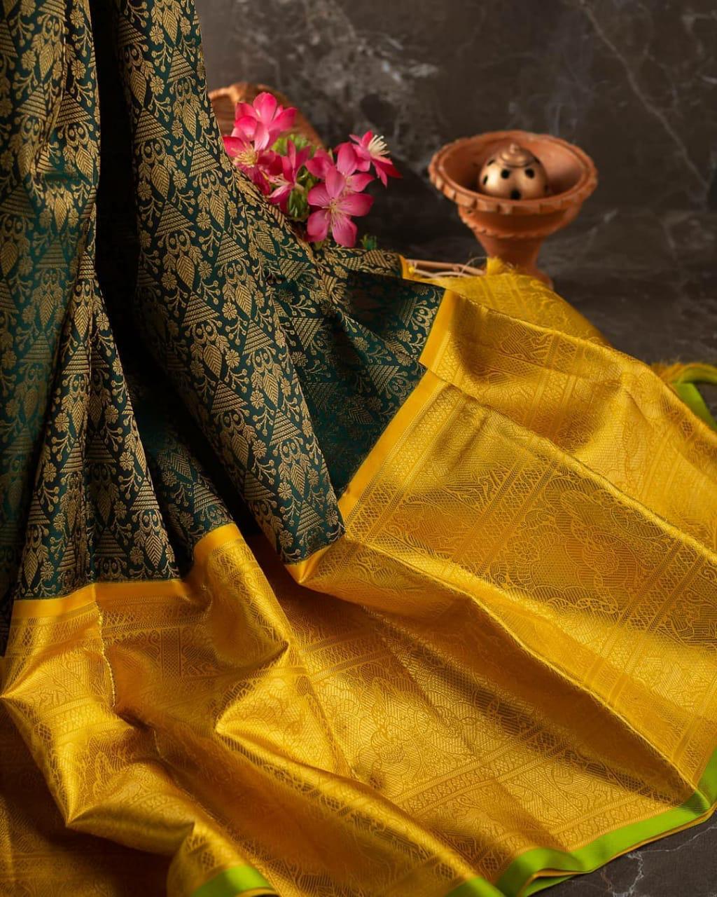 Kala Niketan Traditional Kanchi Soft Silk Sari With Attached Blouse